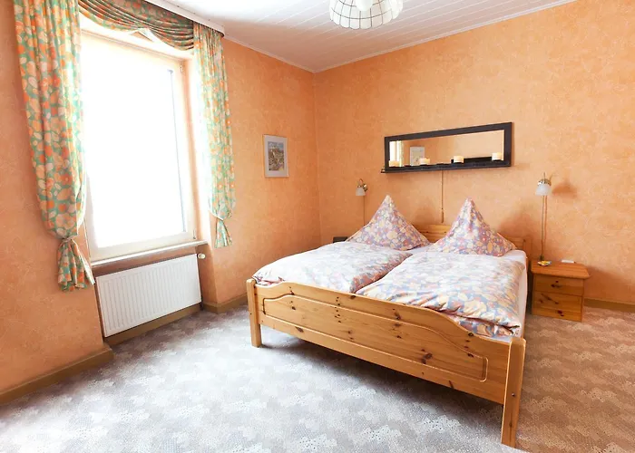 宾馆 椴树宾馆 Braunweiler