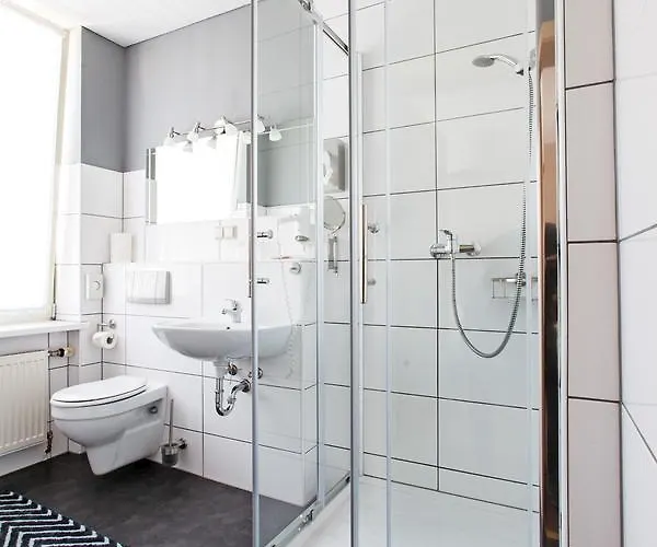 Zur Linde Zajazd Braunweiler